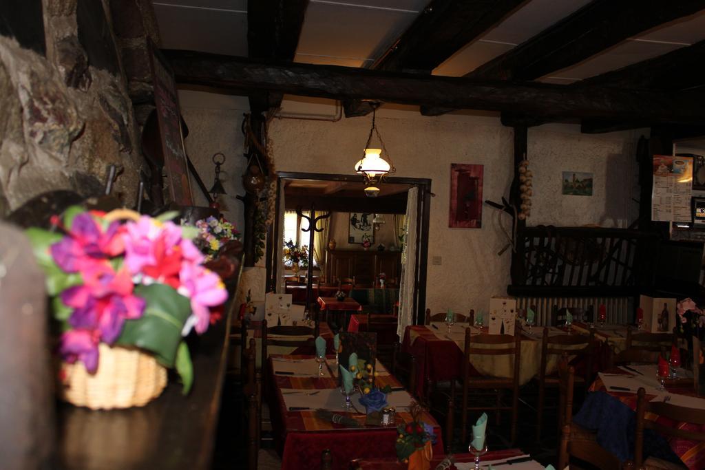 Auberge des Pyrénées Sainte-Marie-de-Campan Exterior foto