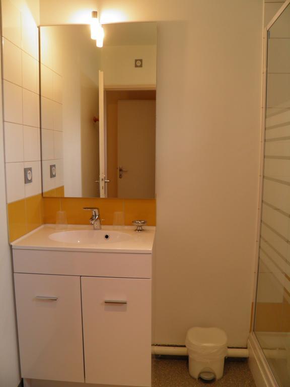 Auberge des Pyrénées Sainte-Marie-de-Campan Habitación foto