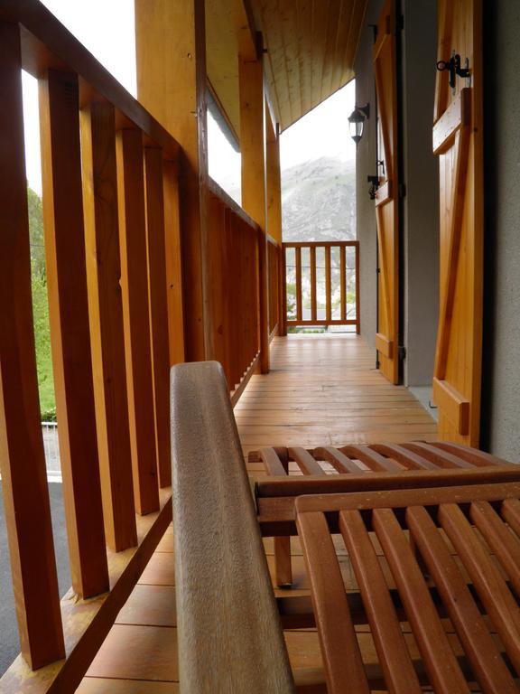 Auberge des Pyrénées Sainte-Marie-de-Campan Habitación foto